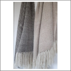 PRE VENTA Manta de lana de oveja tejida en telar motivo espigado - comprar online