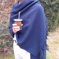 Imagen de Bufandón o chal motivos lisos