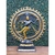 Escultura de Shiva Nataraja em metal, representando o deus dançando dentro de um círculo ornamentado, com detalhes em dourado e preto.