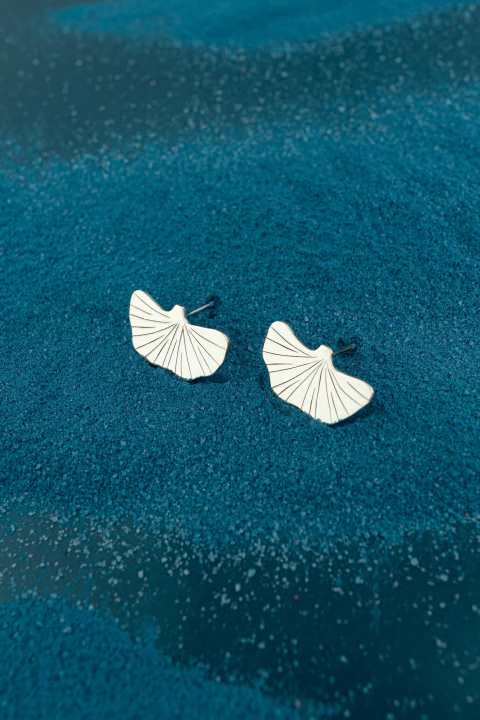 Aros Mini Ginko Alpaca o Bronce - comprar online