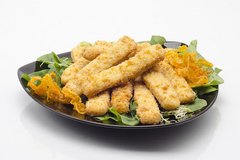 Bastón de pollo Caprese X 500 g
