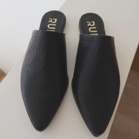 Zuecos Tilo Rafia Black - comprar online