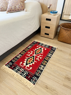 Tapete Kilim Diseño Ushak 90x60 cm - Elibelinde rojo APM22000