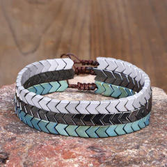 Pulsera Tejida de Hematita Natural - Diseño Flecha - Negra - APM18000 en internet