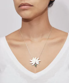 Colgante Hoja Palma Plata y Piedra - comprar online