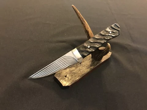 Faca Buddy galoneada