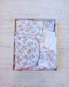 AJUAR 8 PIEZAS MALEN BLANCO: MANTA, BODY, BATITA, RANITA, BABERO, BABITA, GORRO Y MITONES (BROSET8P-HY)