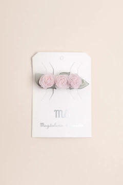 HEBILLA FRANCESA CON 3 FLORES PEQUEÑAS - MAGDALENA ESPOSITO (ME9984Q) - comprar online