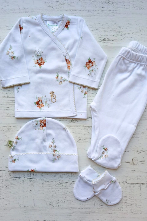 AJUAR 4 PIEZAS POEMA BEIGE: BATITA, RANITA, GORRO Y MITONES (BROSETA-FM)