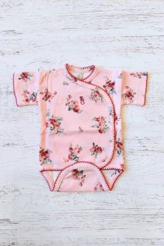 BODY CRUZADO MC FLORAL ROSA - BROTECITOS (BROBOMC-BV)