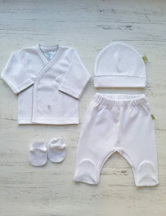 AJUAR 4 PIEZAS PINTITAS GRIS : BATITA, RANITA, GORRO Y MITONES (BROSETA-15P) - comprar online