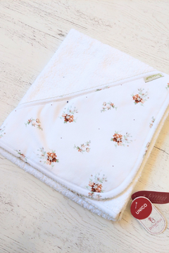 TOALLA + ESTAMPA POEMA BEIGE 74cm x 74cm - BROTECITOS (BROTOALLA-FM) - comprar online