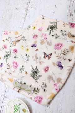 BABERO BANDANA VIDA NATURAL - BROTECITOS (BROBABEBAN-FB) en internet