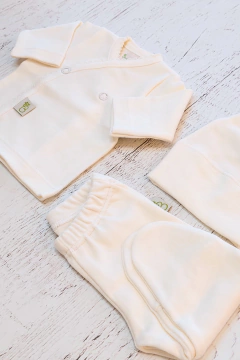 SET X3 PREMATURO: BATITA, RANITA Y GORRO - BROTECITOS (BRO215-NT)