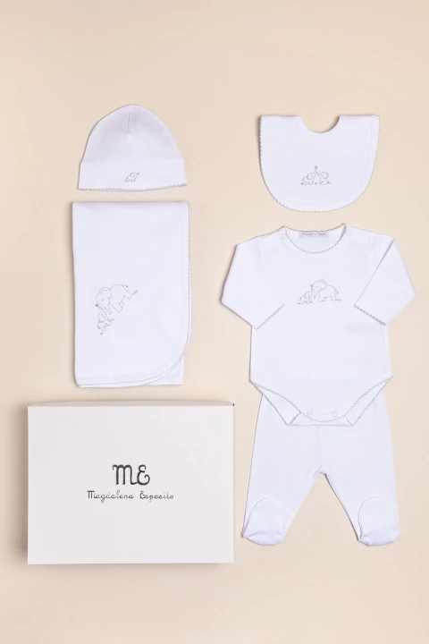 AJUAR BODY, RANITA, MANTA, BABERO Y GORRO BORDADO - MAGDALENA ESPOSITO (MECC170431)