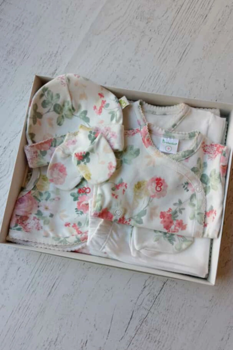 AJUAR 8 PIEZAS SILVESTRE: MANTA, BODY, BATITA, RANITA, BABERO, BABITA, GORRO Y MITONES (BROSET8P-FS)