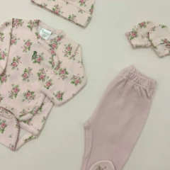 AJUAR 4 PIEZAS BOUQUET ROSA: BODY, RANITA, GORRO Y MITONES (BROSETB-EO)