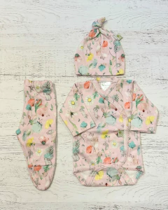 SET BODY RANITA Y GORRO PETALOS ROSA - BROTECITOS (BPRE00702-CU)