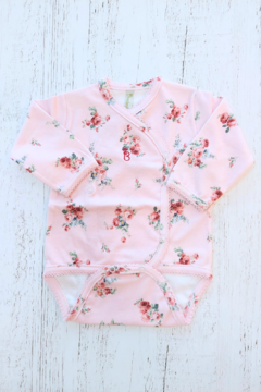 BODY CRUZADO PIMA FLORAL ROSA - BROTECITOS (BROBO-BV)