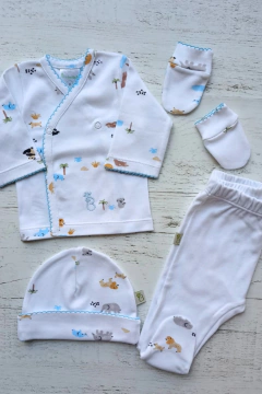 AJUAR 4 PIEZAS SELVA BLANCO PIMA: BATITA, RANITA, GORRO Y MITONES (BROSETA-FR)