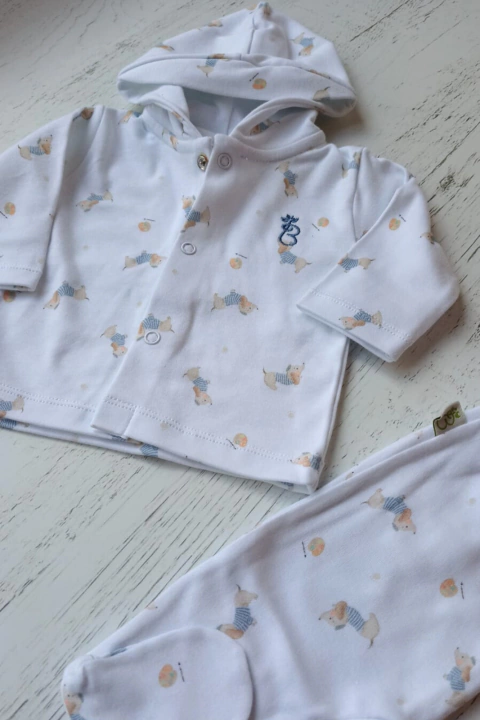 CONJ ARTE BLANCO CAMPERA C/ VISERA Y RANITA - BROTECITOS (BROCAYPAALG-FC)