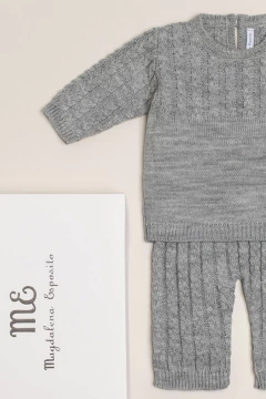 CONJ SWEATER Y PANTALON DRALON C/ TRENZAS (INCLUYE CAJA) - MAGDALENA ESPOSITO (ME38190132-55)