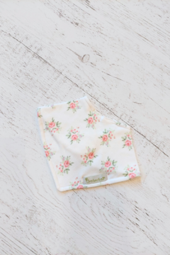 BABERO BANDANA BOUQUET NATURAL - BROTECITOS (BROBABEBAN-EP)