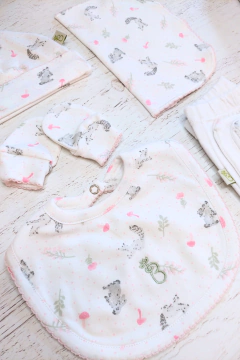 AJUAR 8 PIEZAS HABÍA UNA VEZ BLANCO: MANTA, BODY, BATITA, RANITA, BABERO, BABITA, GORRO Y MITON (BROSET8P-HV01) - tienda online