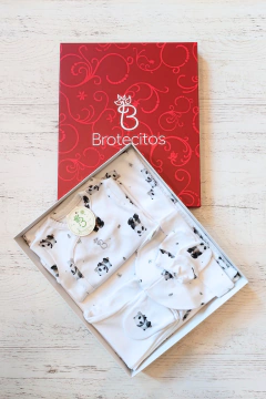 AJUAR 5 PIEZAS PANDA BLANCO: MANTA, BODY, RANITA, GORRO Y MITONES (BROSET5P2-FW) en internet