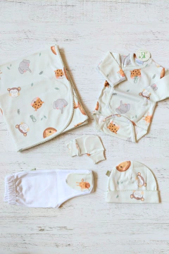 AJUAR 5 PIEZAS CARITAS ACQUA PIMA: MANTA, BODY, RANITA, GORRO Y MITONES (BROSET5P2-CAA) - tienda online