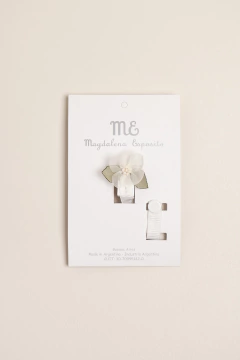 PORTACHUPETE CON FLOR SILVESTRE - MAGDALENA ESPOSITO (ME9930S) - comprar online