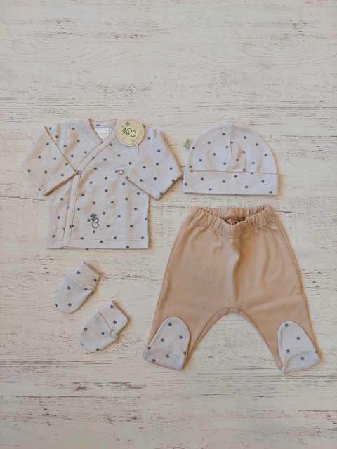 AJUAR 4 PIEZAS ESTRELITAS GRISES : BATITA, RANITA, GORRO Y MITONES (BROSETA-ES)