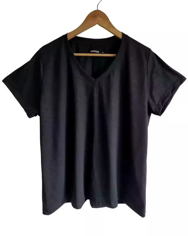 Remera v oversize básica de Kuwana en negro