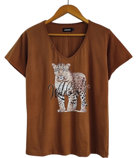 Remera V TIGER CHOCO PREMIUM (4 talles) - - comprar online