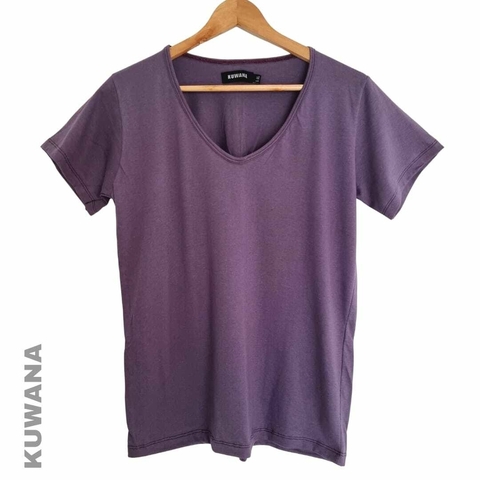 OUTLET SIN CAMBIO Remera V Essencial PREMIUM Oversize (XL) PURPURE