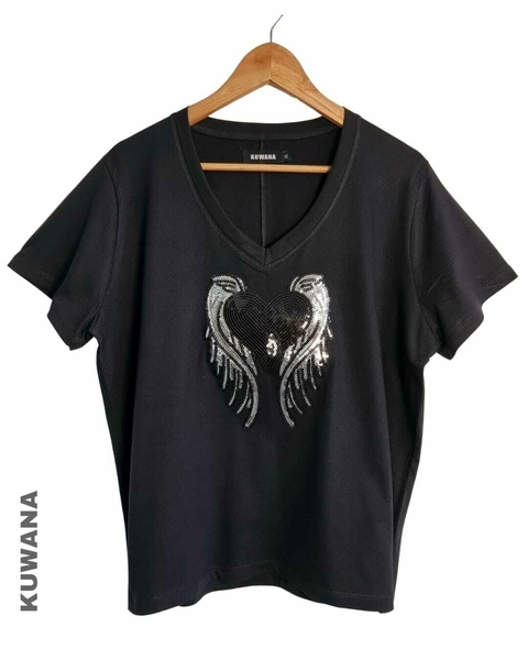 Remera V Oversize (XL) BLACK TATTOO HEART