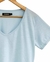 Remera V BASICA Essencial PREMIUM SKY (4 talles) en internet