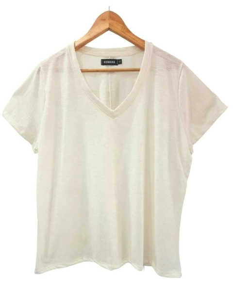 OUTLET SIN CAMBIO Remera V Essencial Oversize (XL) FLAME CREAM