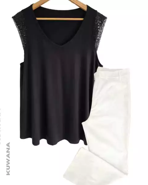 COMBO CELEBRATE OFF WHITE ( 42 al 50) + Musculosa Denise (XL)