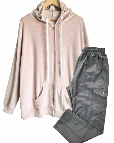 SET AMPLIO Campera PLush T Especial + Cargo Grey [44 al 52]