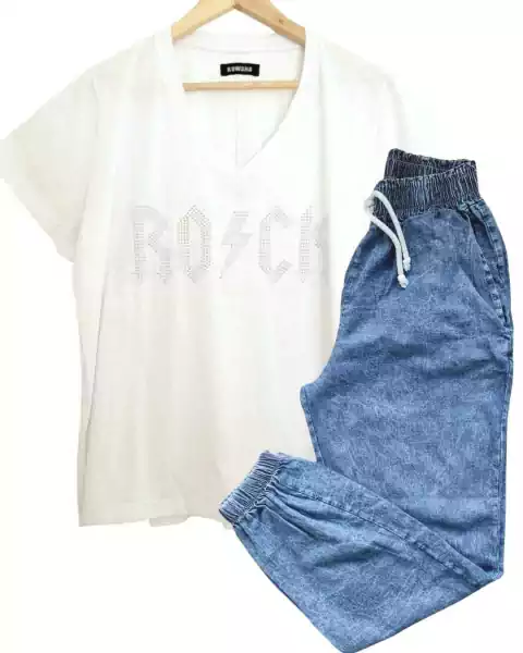 Combo Remera ROCK White FLAMEE + Babucha jogger DENIM SKY (40 AL 48]