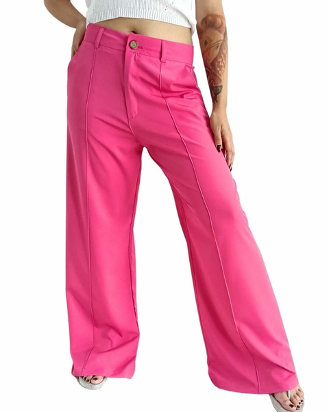 Palazzo Sastrero Fucsia (38 al 44)