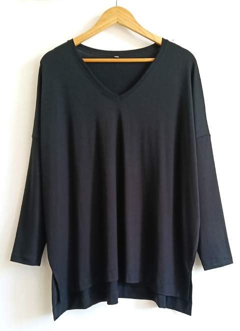 Remera Mangas Largas Oversized (XXL) BLACK - AW25 - comprar online