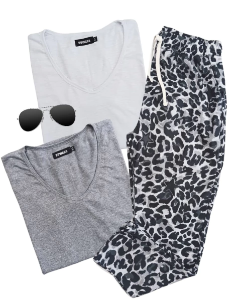 PACK Babucha WAFLE Print GREY ( 40 al 52) + Remera V Basic WHITE & GREY - AW25 - comprar online