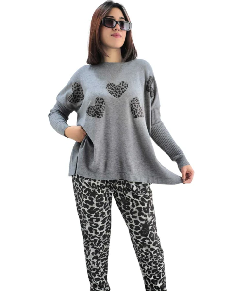 SET MAXI SWEATER LOVE + BABUCHA PRINT GREY( 40 al 52) AW25 - comprar online