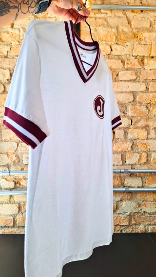 Anos 70 branca na internet