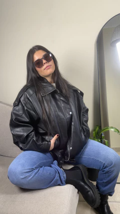 BOMBER NEGRA - LilaLilaInd