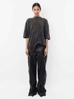 REMERA SCRUB