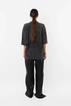 REMERA SCRUB - BE WILD