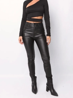 PANTALON ENGOMADO